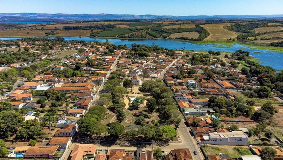 Delfinópolis: candidato ao título de uma das melhores vilas turísticas do mundo