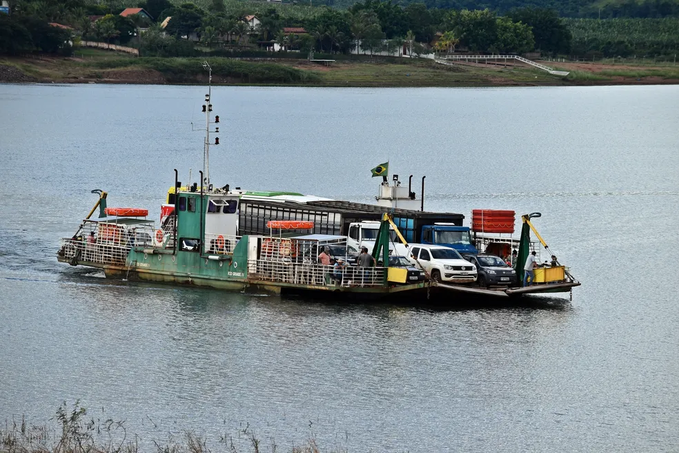 Delfinópolis abre processo seletivo para Operador de Caixa da guarita da balsa.