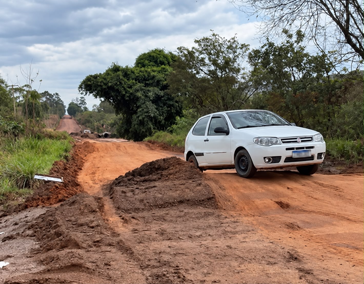 BR-464 tem tráfego restabelecido por desvio provisório após interdições que afetaram acesso a Delfinópolis