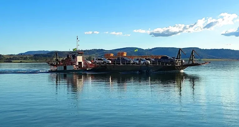 Delfinópolis declara emergência operacional no serviço de travessia por balsas